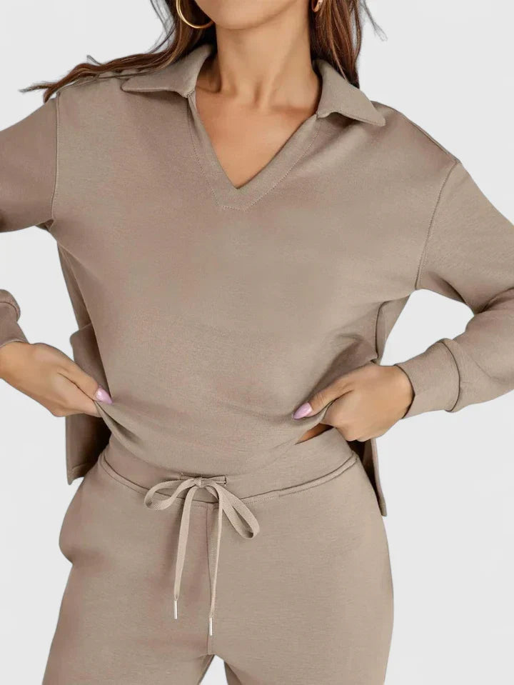 Anzhelee | Sophisticated Two-Piece Set 0