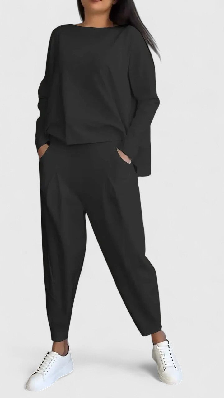 Ingrid | Comfortable Two-Piece Set 4