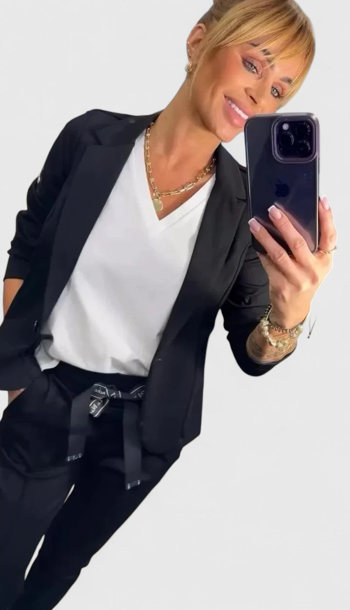 Kina | Elegant Two-Piece Set 11