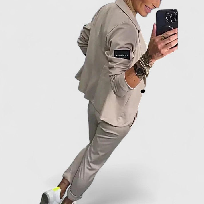 Kina | Elegant Two-Piece Set 7