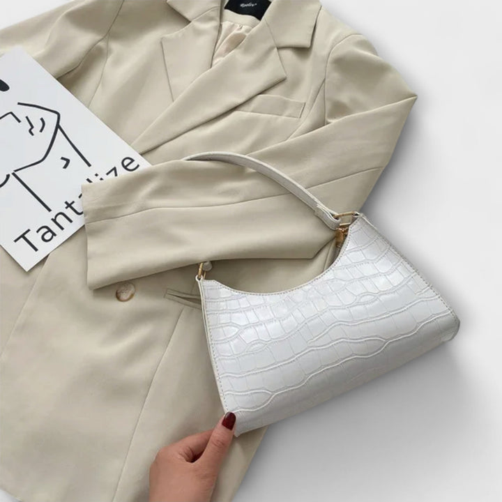 Olivia - Shiny Leather Bag 12