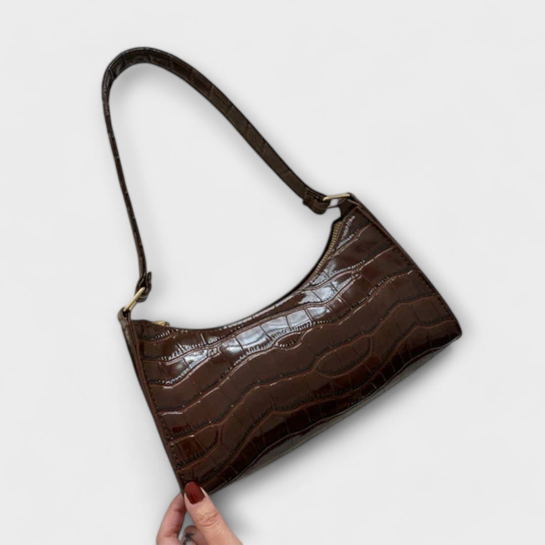 Olivia - Shiny Leather Bag 13