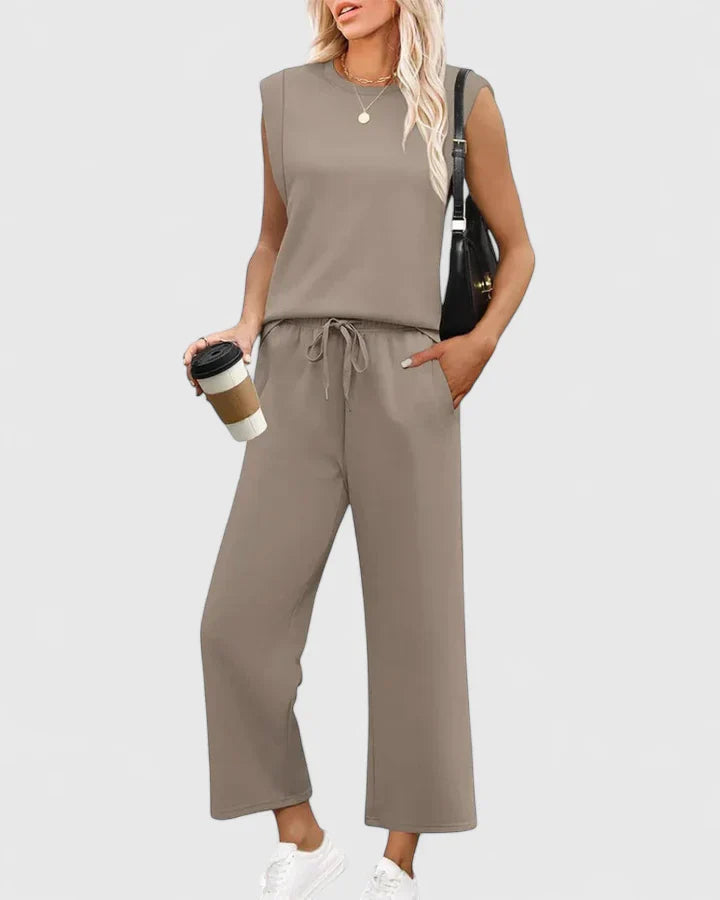 Olyzette | Comfortable Two-Piece Set 6