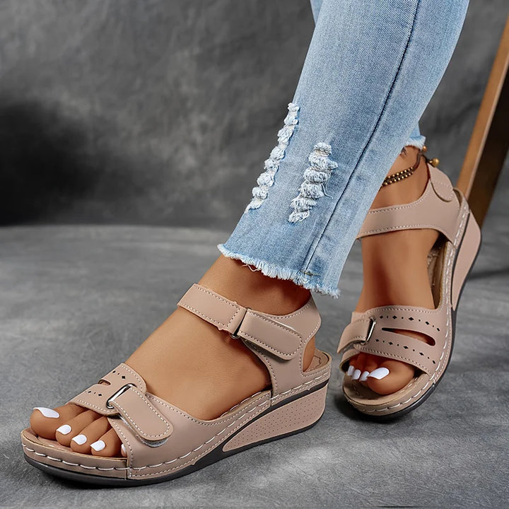 Cynthia | Sleek Orthopedic Sandals
